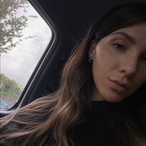 Meet your Posher, Monika